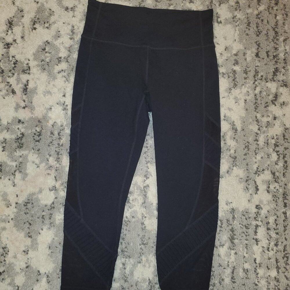Athleta Black Fitness Leggings || Sm || EUC